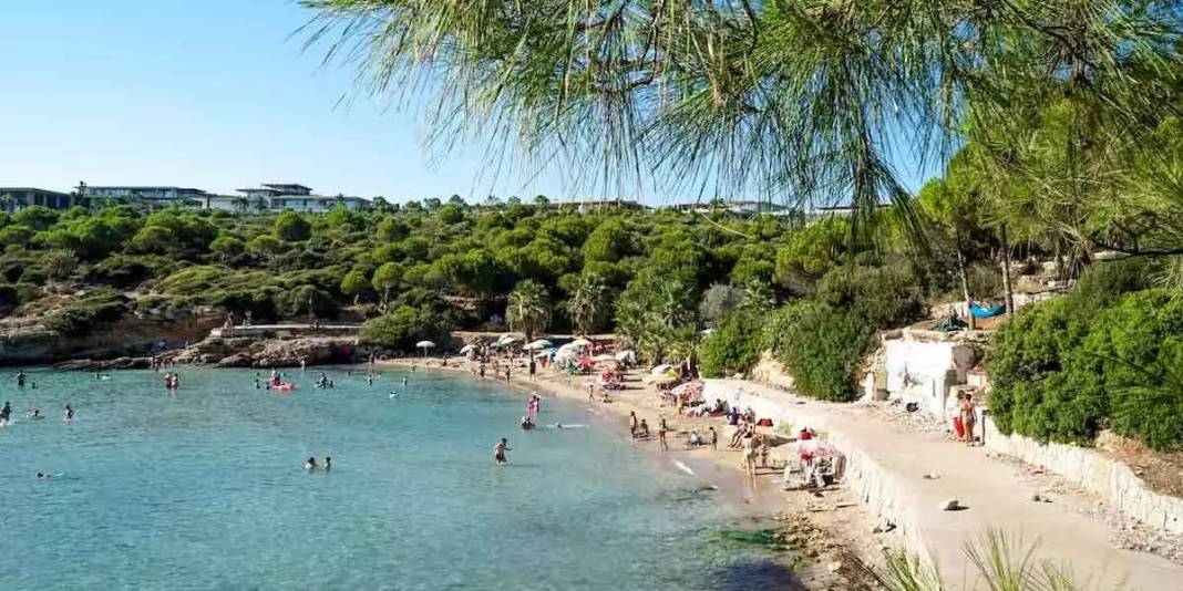 Yarım saatte ulaş tüm gün keyfini sür! İzmir’in sakin sahili: Denizi, kumu, tabiatı harika… 3